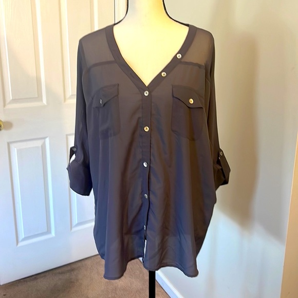 The Limited Tops - The Limited lounge shirt